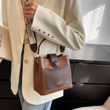 2023 design de moda fete de cumparaturi dating tinuta bag PU solid geanta crossbody mini retro de lux stil francez genți de mână